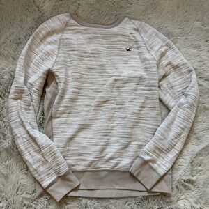 Hollister Men’s Cream Textured Crewneck Sweater